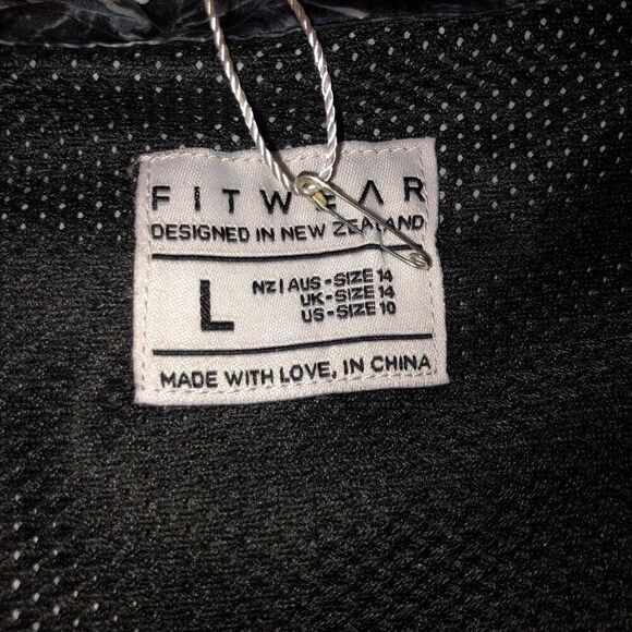 FITWEAR - 🎉HP🎉NWT -L Sz L (10) The Lush Windbreaker/Full Zip/Black/White Marbled - Picture 3 of 16